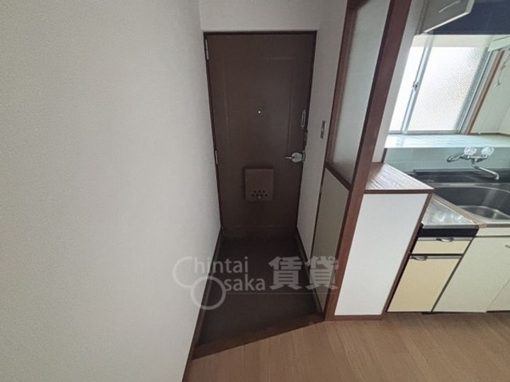 ネオコーポ都 東棟の玄関