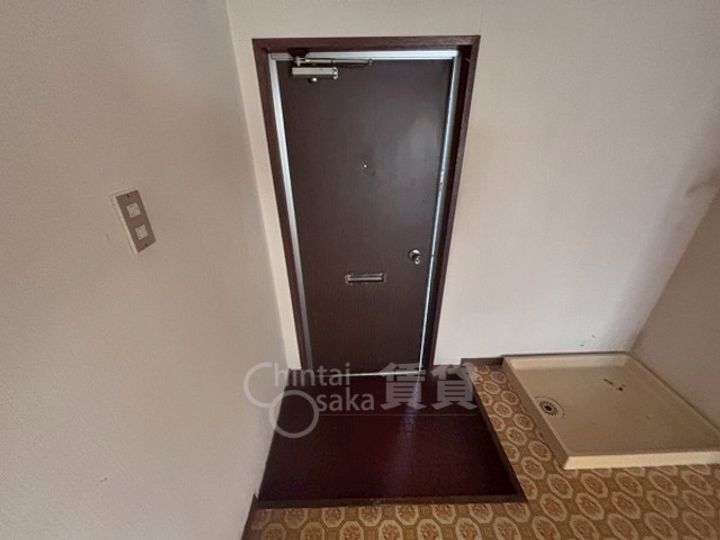 奥田孝コーポの玄関