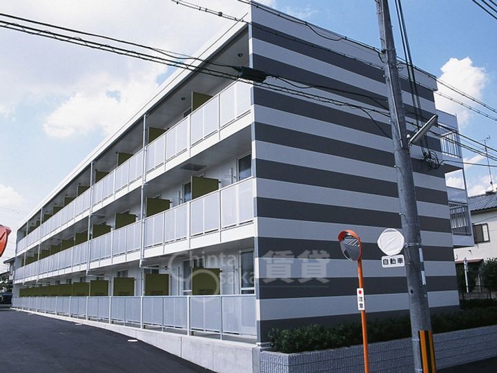 レオパレスリビエールブランシェの外観