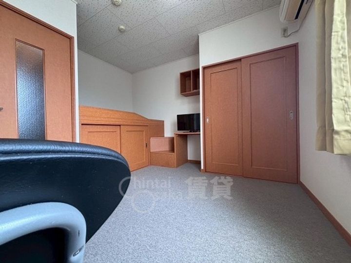 レオパレスリビエールブランシェの居間