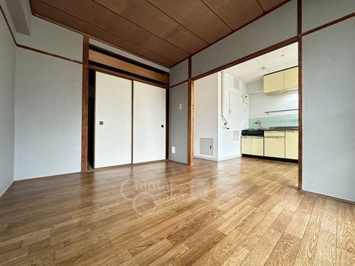 コーポ糠谷の居間