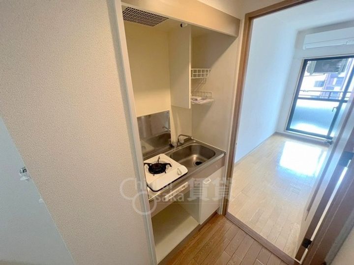 大阪府大阪市東淀川区東中島1丁目の賃貸マンションのキッチン