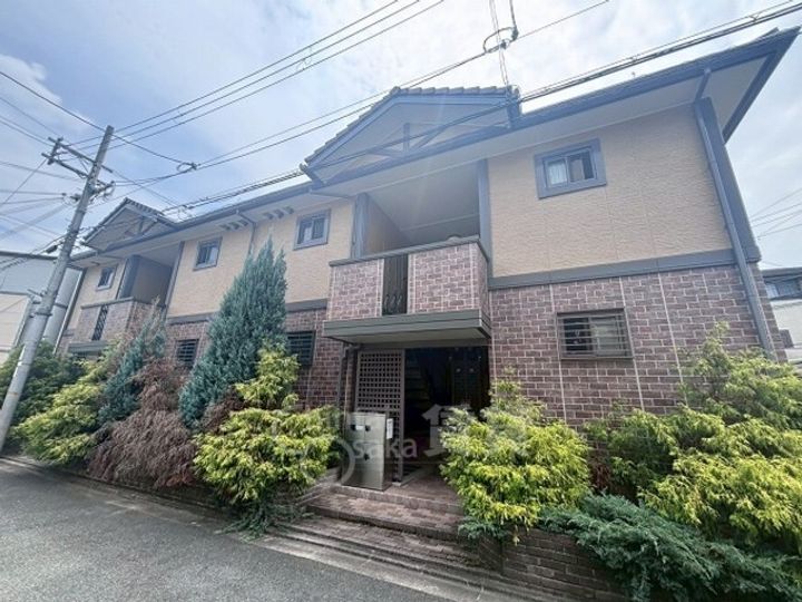アウラ千里丘の外観