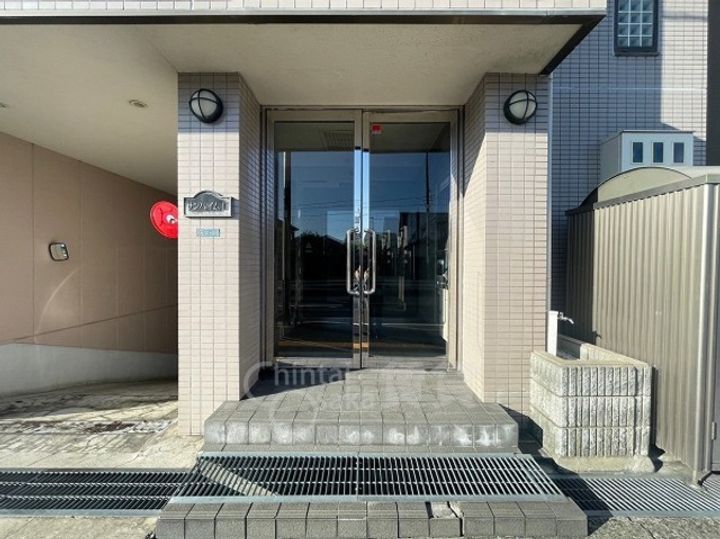 サンハイム2の玄関