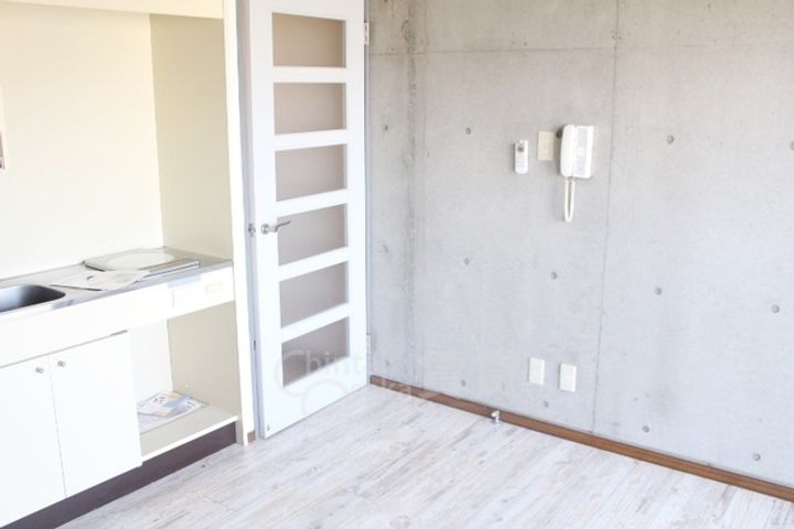 ジュネスナカイ2の居間