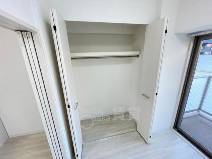 大阪府吹田市南吹田5丁目の賃貸マンションの内装