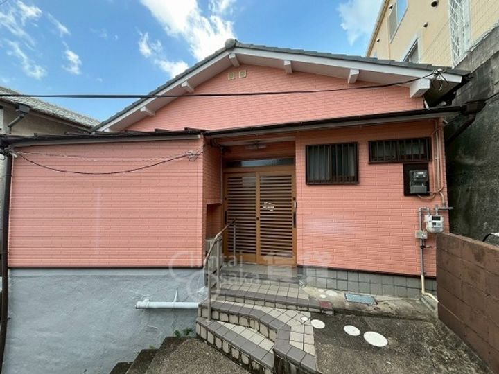兵庫県川西市加茂1丁目(一戸建)の賃貸物件の外観