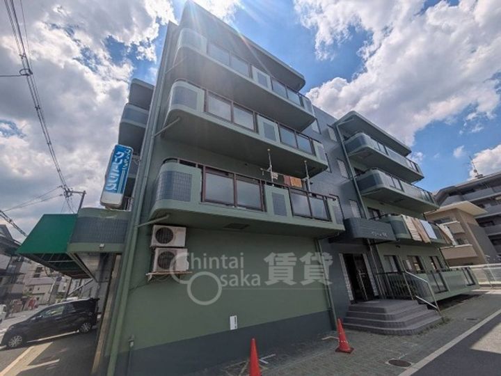 グリーン平尾の外観