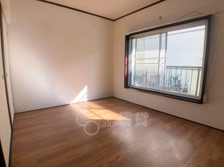 グレースマンションの居間