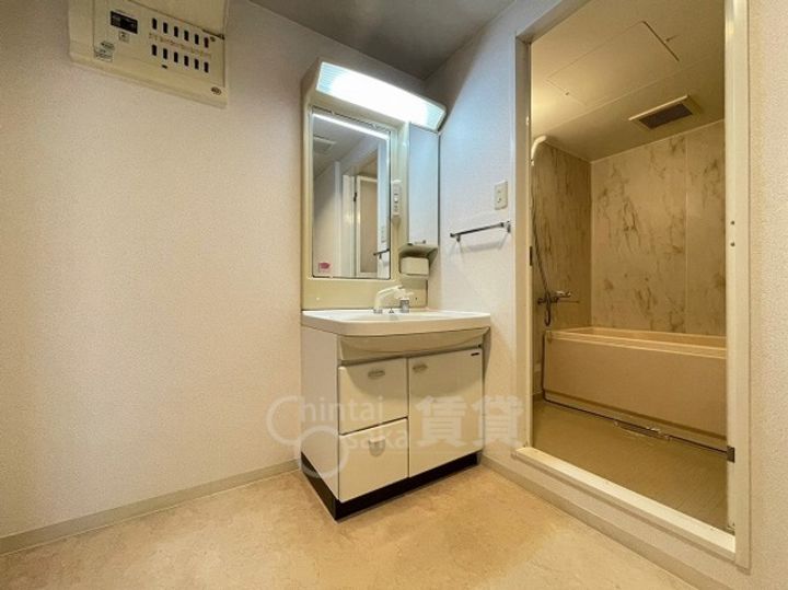 大阪府吹田市千里山西2丁目の賃貸マンションの内装