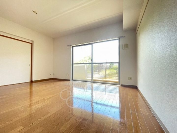 大阪府吹田市千里山西2丁目の賃貸マンションの寝室