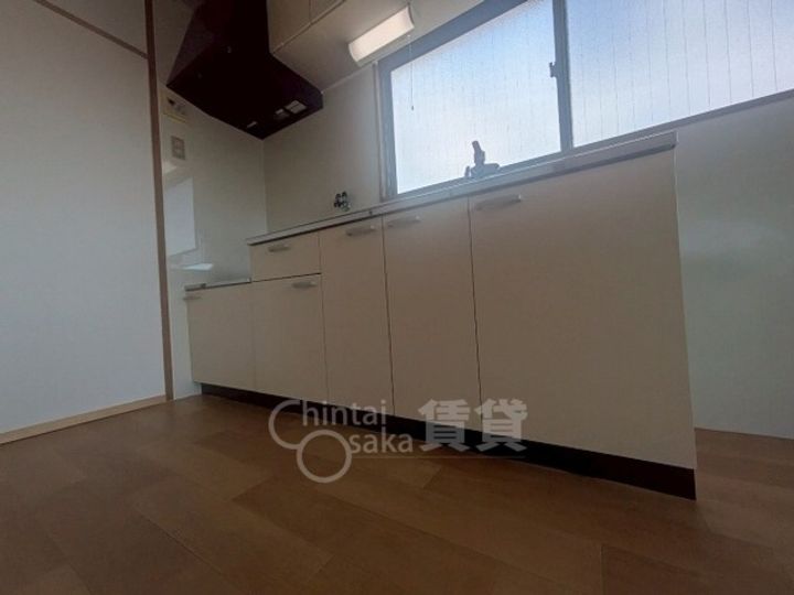 沢良宜東薩摩マンション2号棟のキッチン