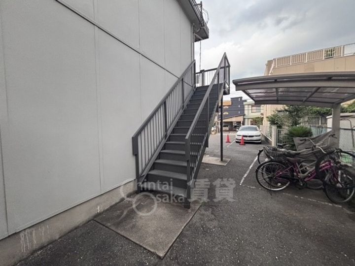 阪口ハイツの玄関
