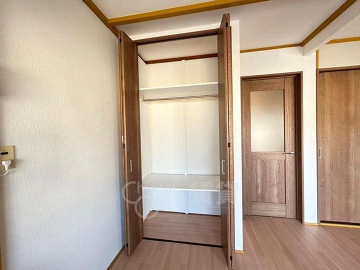 アイランド箕面の内装