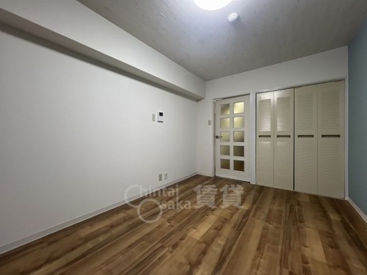 大阪府豊中市螢池北町1丁目の賃貸マンションの寝室