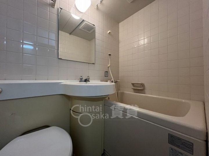 大阪府豊中市螢池北町1丁目の賃貸マンションの風呂