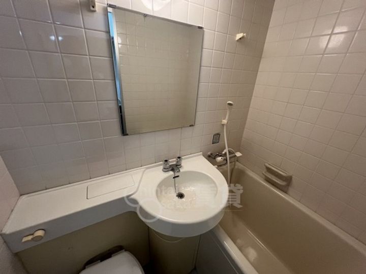 大阪府豊中市螢池北町1丁目の賃貸マンションの内装