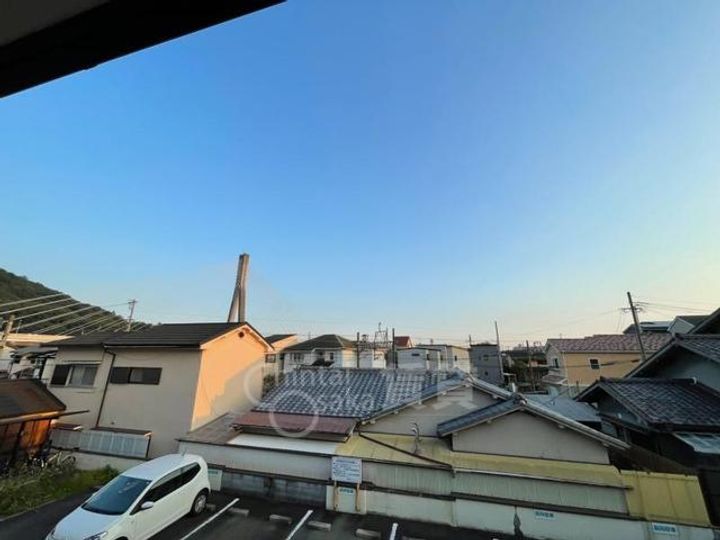 美園町アネックスの周辺