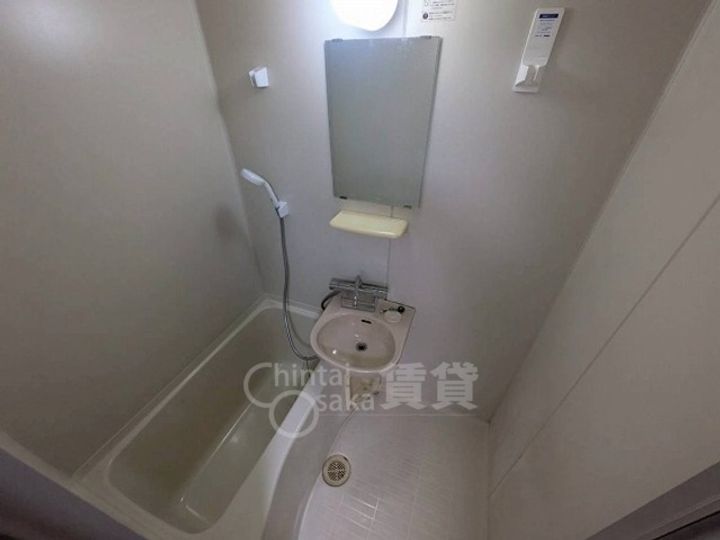 大阪府豊中市服部西町2丁目の賃貸マンションの風呂
