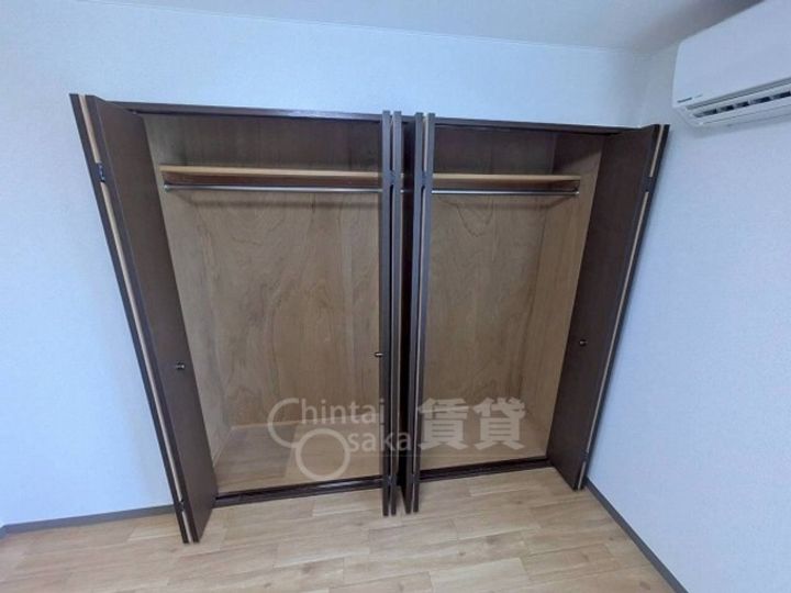 大阪府豊中市服部西町2丁目の賃貸マンションの内装
