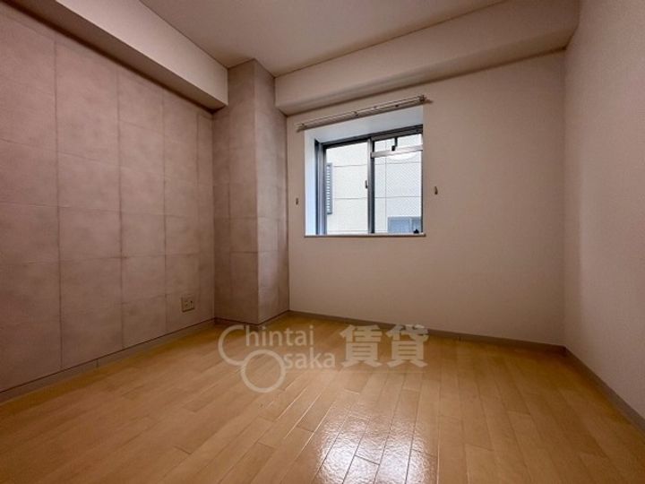 ブルージュ摂津の居間