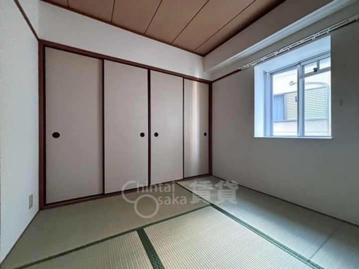 ブルージュ摂津の寝室