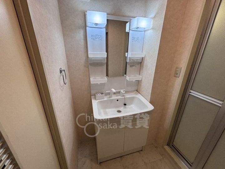 大阪府茨木市真砂3丁目の賃貸マンションの内装