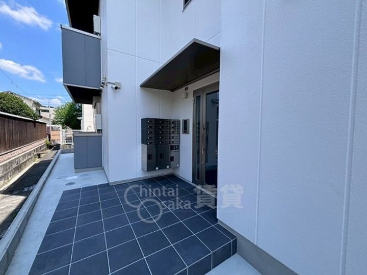 GARDENIA茨木の玄関