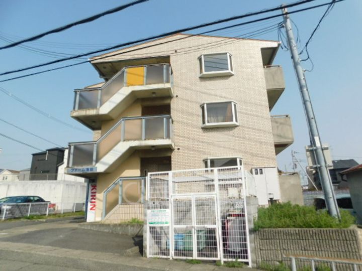 大阪府池田市畑2丁目の賃貸マンションの外観