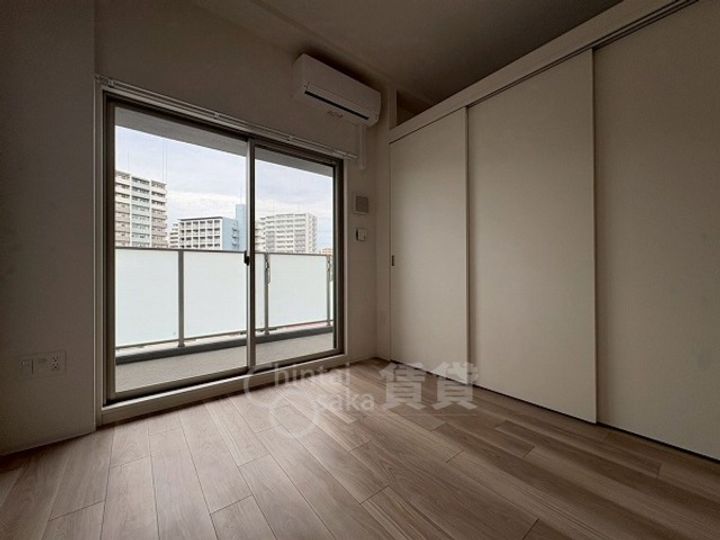 大阪府吹田市南金田2丁目の賃貸マンションの居間