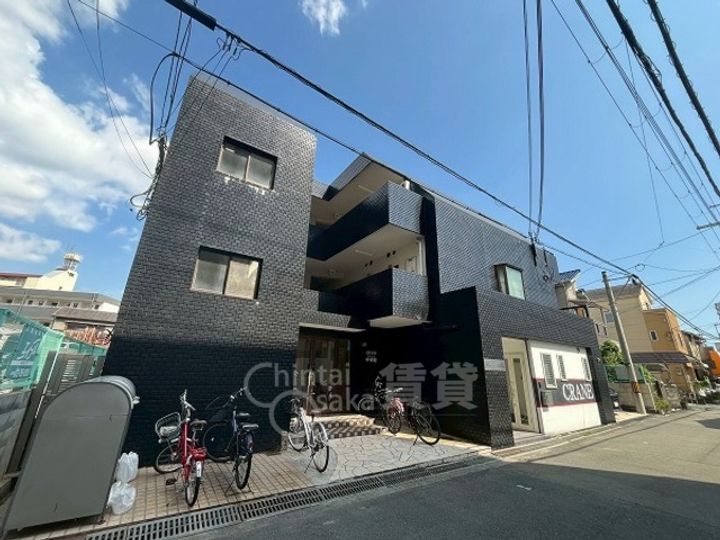 クレインビル中央町の外観