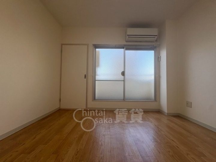 メゾン鳩ヶ瀬の居間