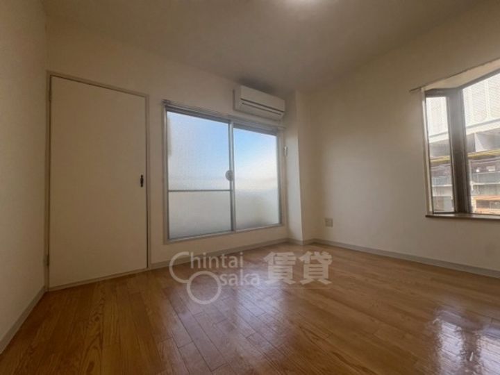 メゾン鳩ヶ瀬の居間