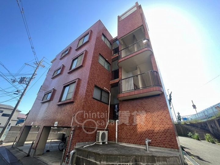大阪府豊中市上野西4丁目の賃貸マンションの外観
