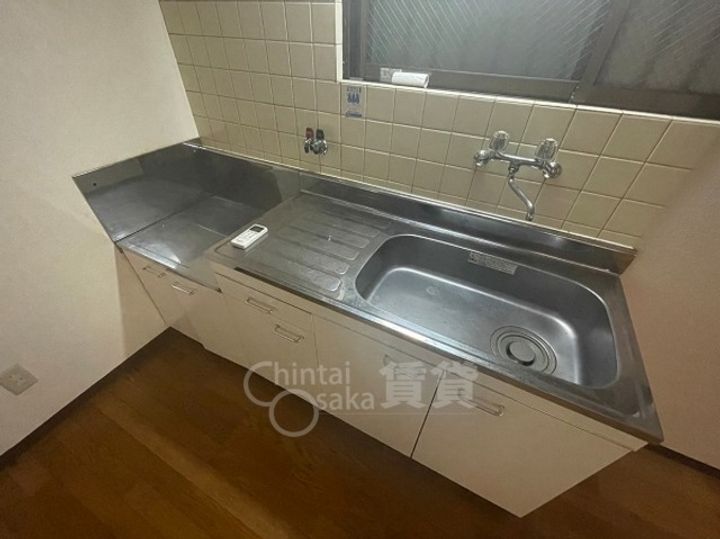 大阪府豊中市本町3丁目の賃貸マンションのキッチン