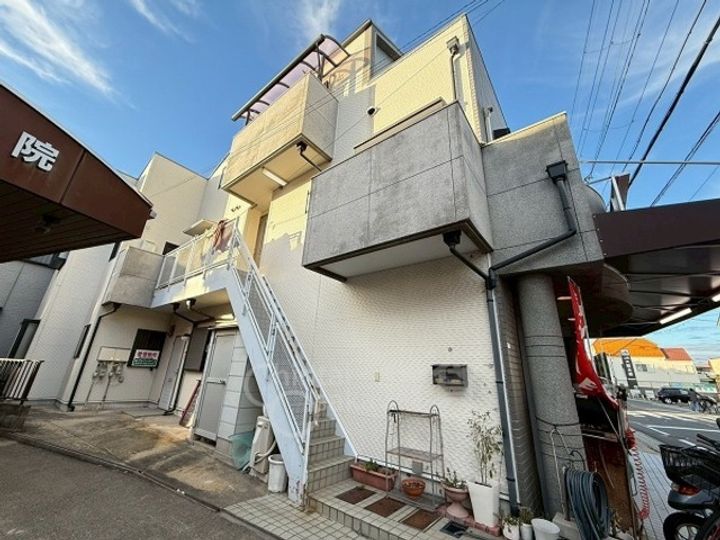大阪府豊中市柴原町3丁目の賃貸アパートの外観