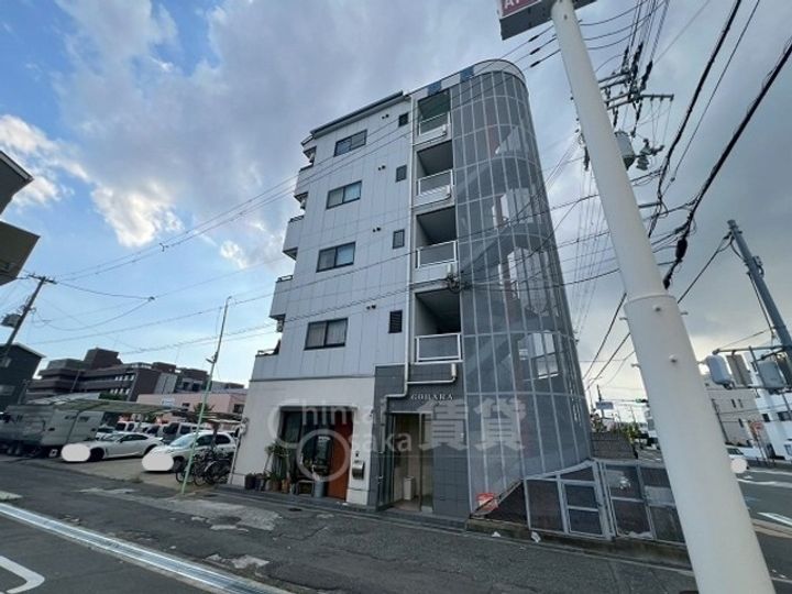 大阪府豊中市穂積1丁目の賃貸マンションの外観