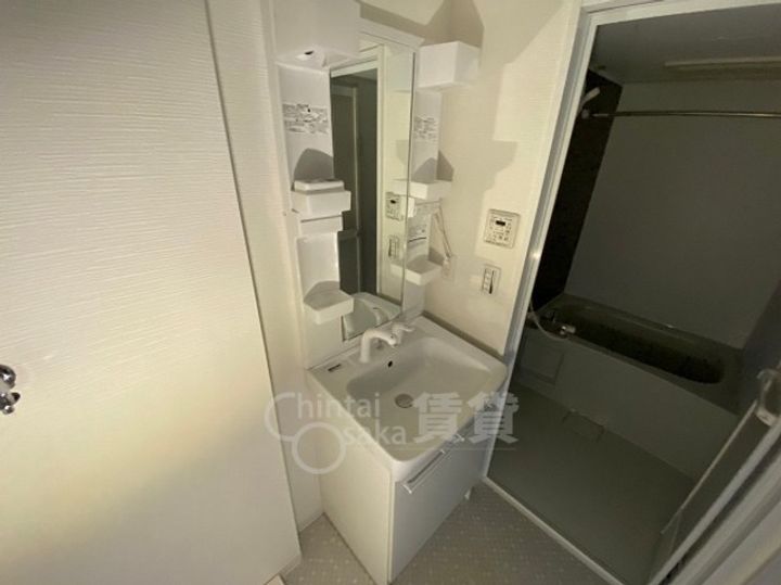 兵庫県川西市火打2丁目の賃貸マンションの内装