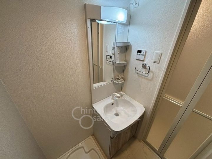 大阪府摂津市千里丘1丁目の賃貸マンションの内装