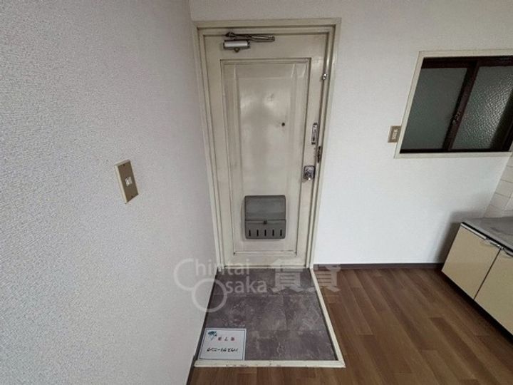萩原マンションの玄関