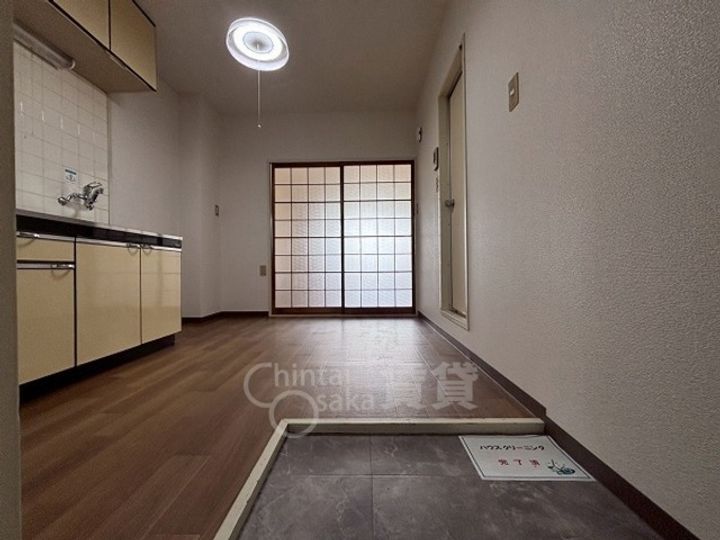 萩原マンションの玄関