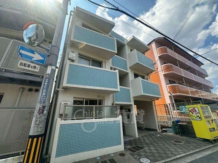 大阪府吹田市山手町3丁目の賃貸マンションの外観