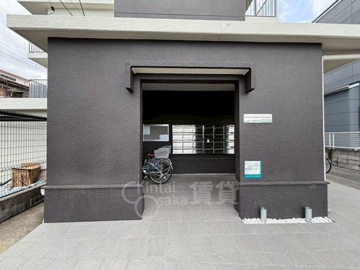 グリーンハイツ正雀の玄関