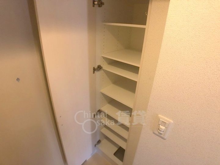 大阪府大阪市淀川区東三国3丁目の賃貸マンションの内装