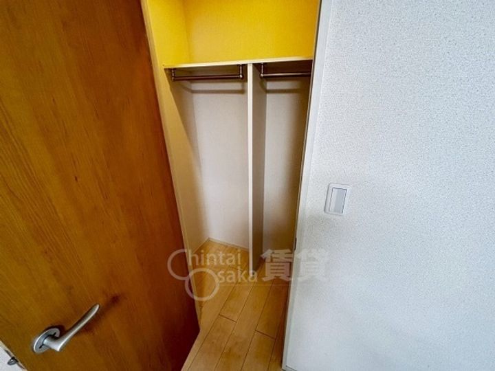 大阪府茨木市東奈良2丁目の賃貸マンションの内装