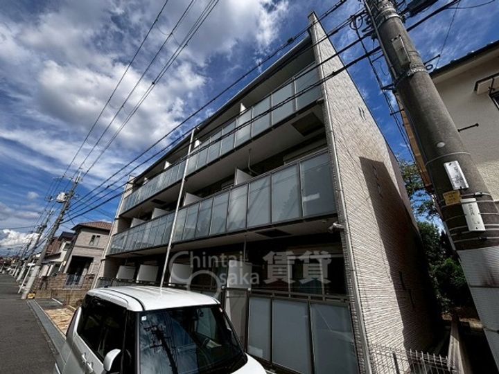 大阪府茨木市東奈良2丁目の賃貸マンションの外観