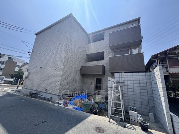 大阪府吹田市山田北の賃貸アパートの外観