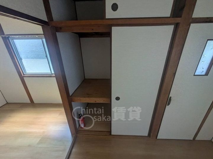 大阪府茨木市庄1丁目の賃貸アパートの内装