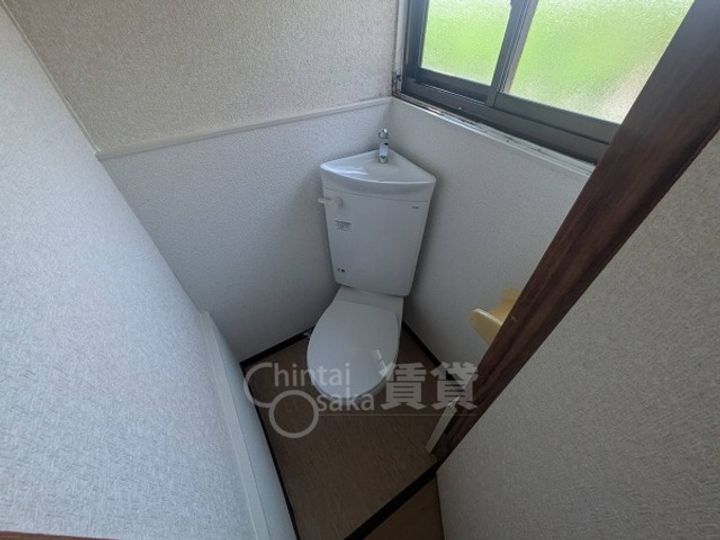 大阪府茨木市庄1丁目の賃貸アパートの内装