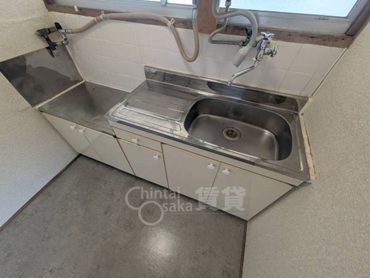 大阪府茨木市庄1丁目の賃貸アパートのキッチン